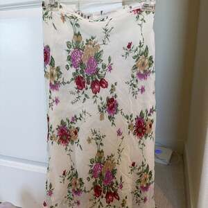 VTG Y2K Wedding Spring Floral skirt
